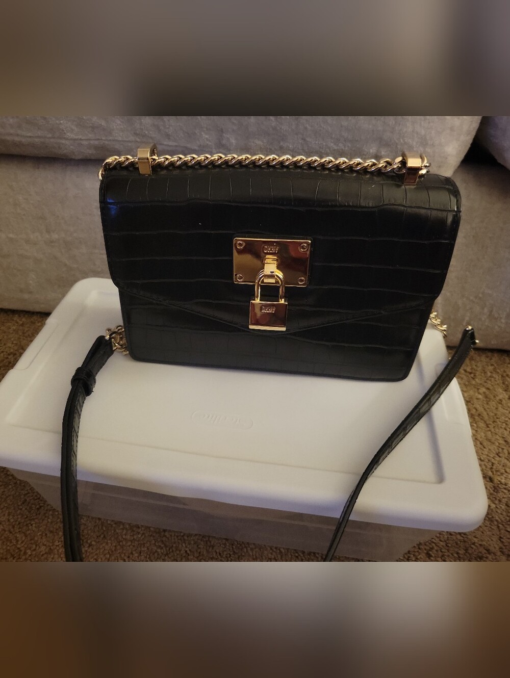 DKNY Black Croc Embossed Gold Chain Crossbody Shoulder Bag NWT Condition